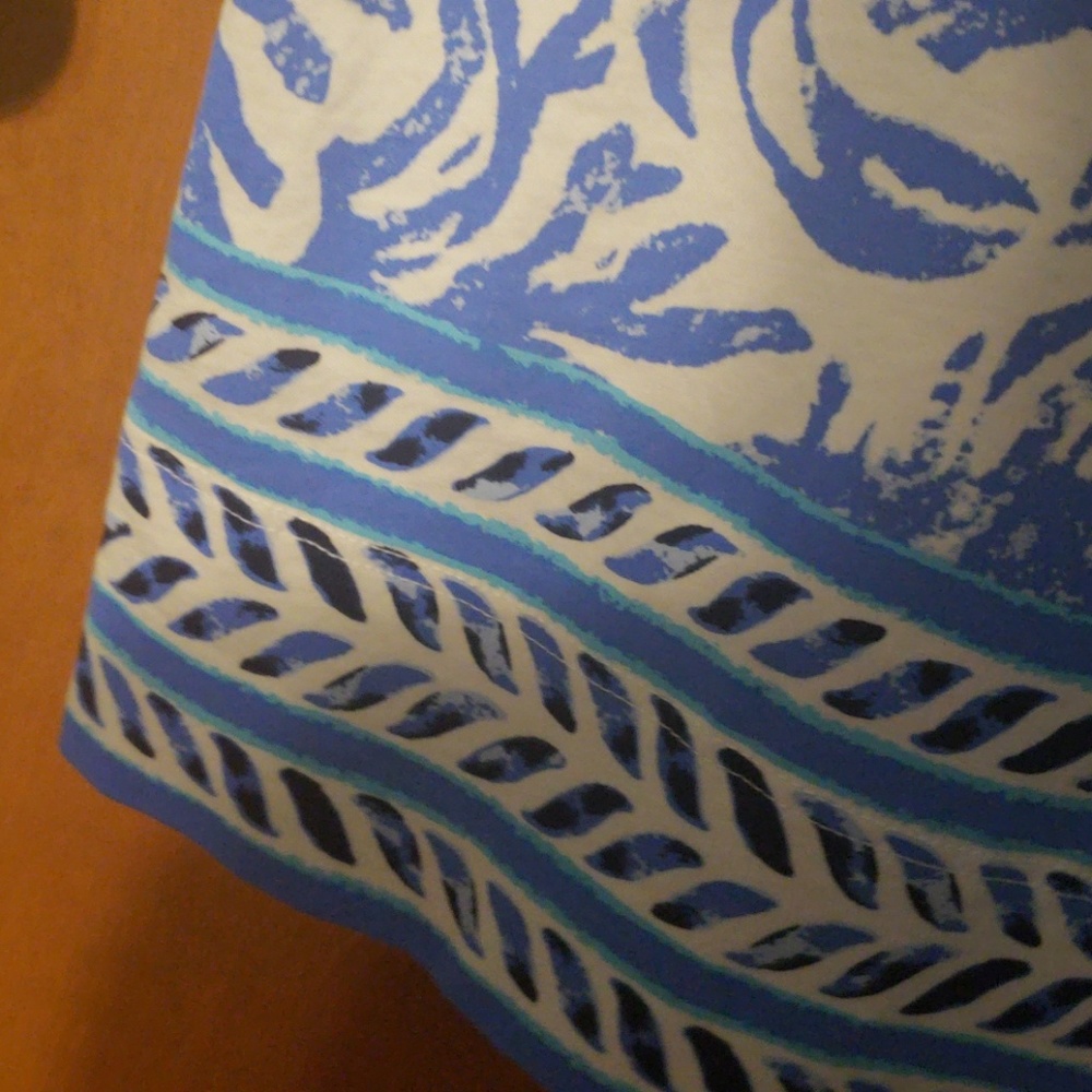 Lilly Pulitzer short sleeve marlowe - Picture 6 of 7